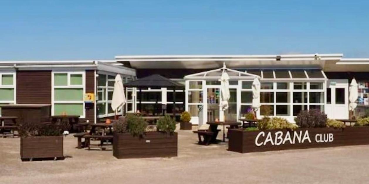 50 Toledo, Selsey Country Club Villa Bagian luar foto