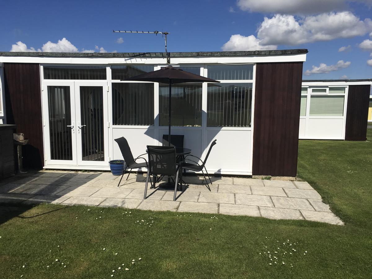 50 Toledo, Selsey Country Club Villa Bagian luar foto
