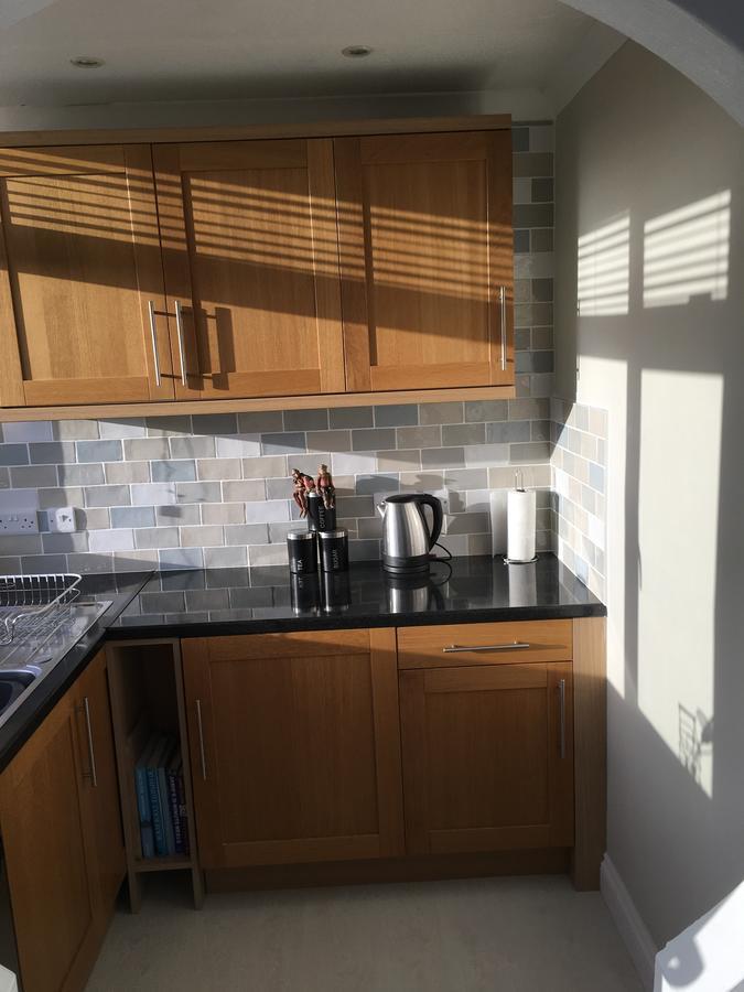 50 Toledo, Selsey Country Club Villa Bagian luar foto