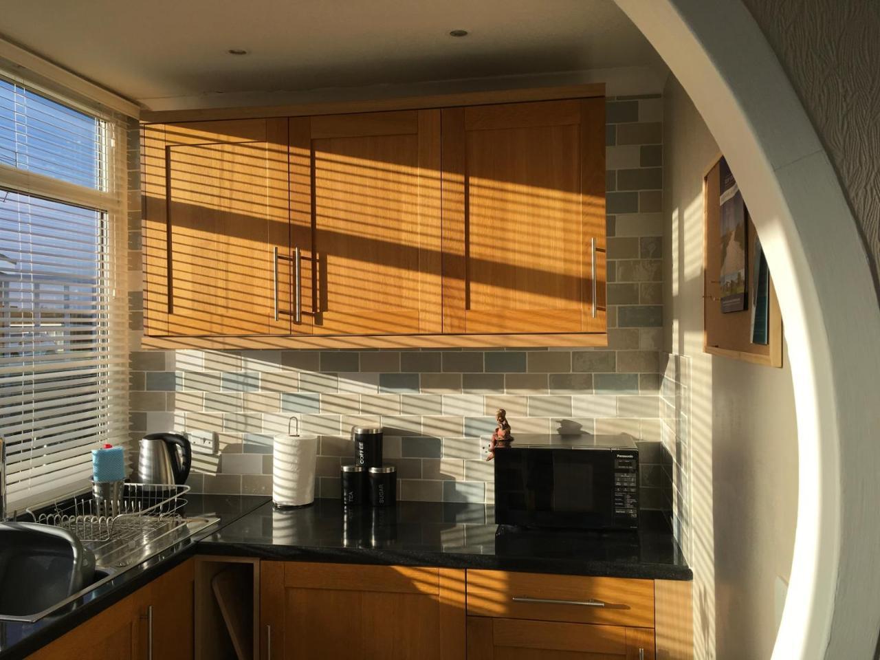 50 Toledo, Selsey Country Club Villa Bagian luar foto