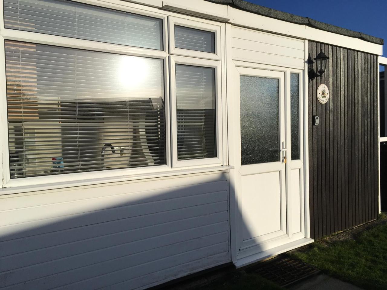 50 Toledo, Selsey Country Club Villa Bagian luar foto
